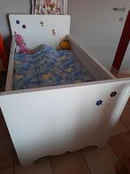 Kinderbed met matras en lattenbodem.  Heel netjes. Rook en d, Ophalen, Lattenbodem