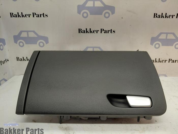 Dashboardkastje van een Audi Q5, Gebruikt, -, -, Audi