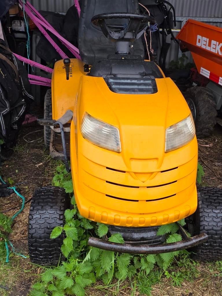 Tuin tractor opknapper, Ophalen