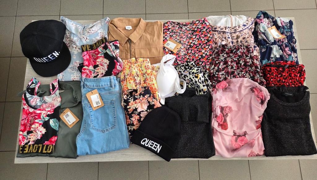 Pakket dameskleding maatje xs/s, Ophalen of Verzenden, Nieuw, Overige maten