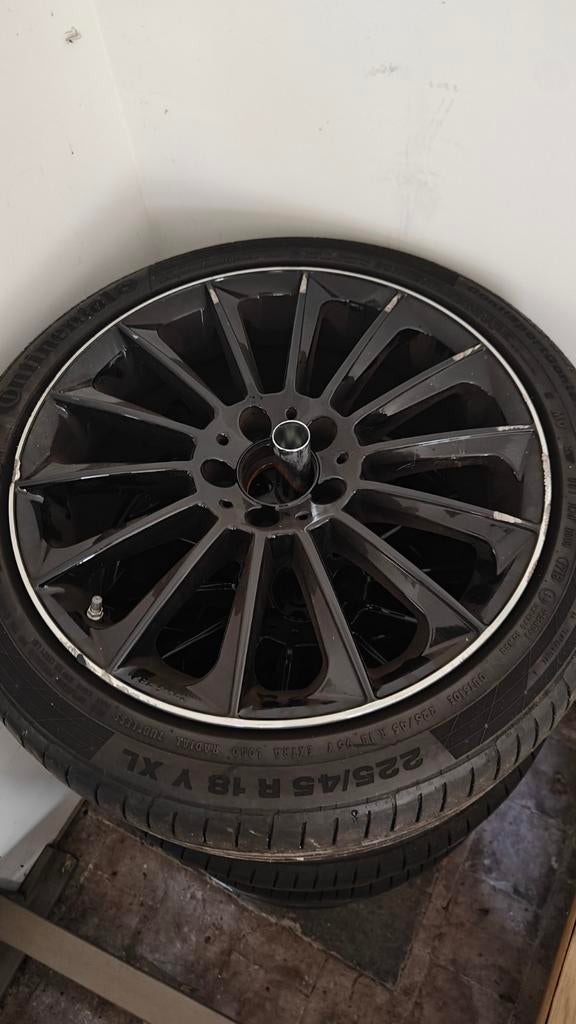 Ensemble de jantes de 18 pouces avec pneus d'été, Autos : Pièces & Accessoires, Pneus & Jantes, Véhicule de tourisme, Pneus été