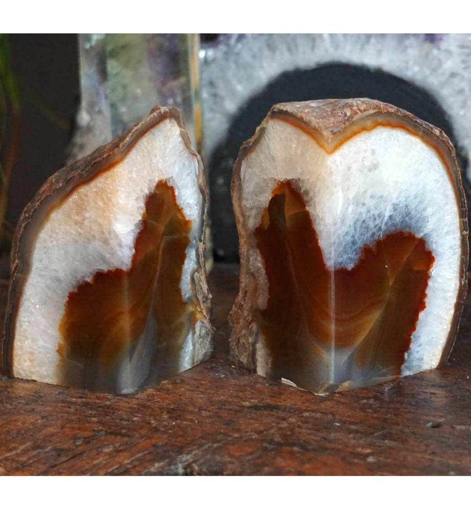 Witte kristallen met bruine kern – Agaat Boekensteun set, Ophalen of Verzenden, Mineraal