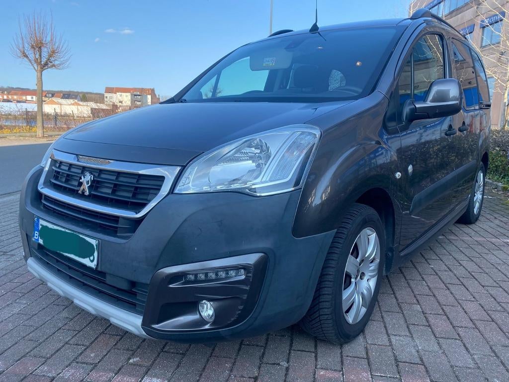 Peugeot partners 1.6 HDI DIESEL Eu6b 5pl, Euro 6, Noir, 5 portes, Particulier