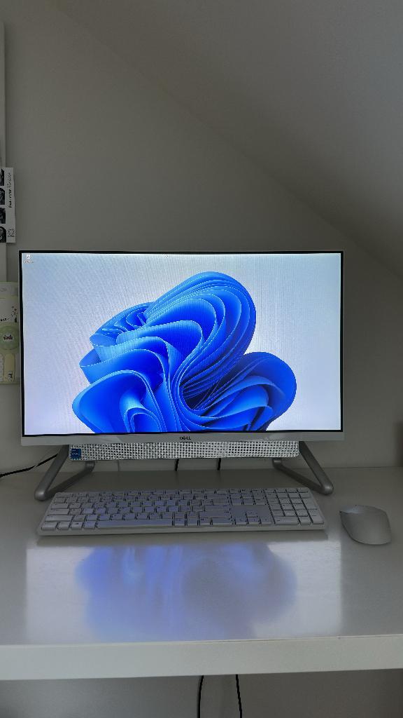 TE KOOP: Dell Inspiron 7700 All-in-One PC (27”), Informatique & Logiciels, Ordinateurs de bureau, Comme neuf, 4 Ghz ou plus, HDD