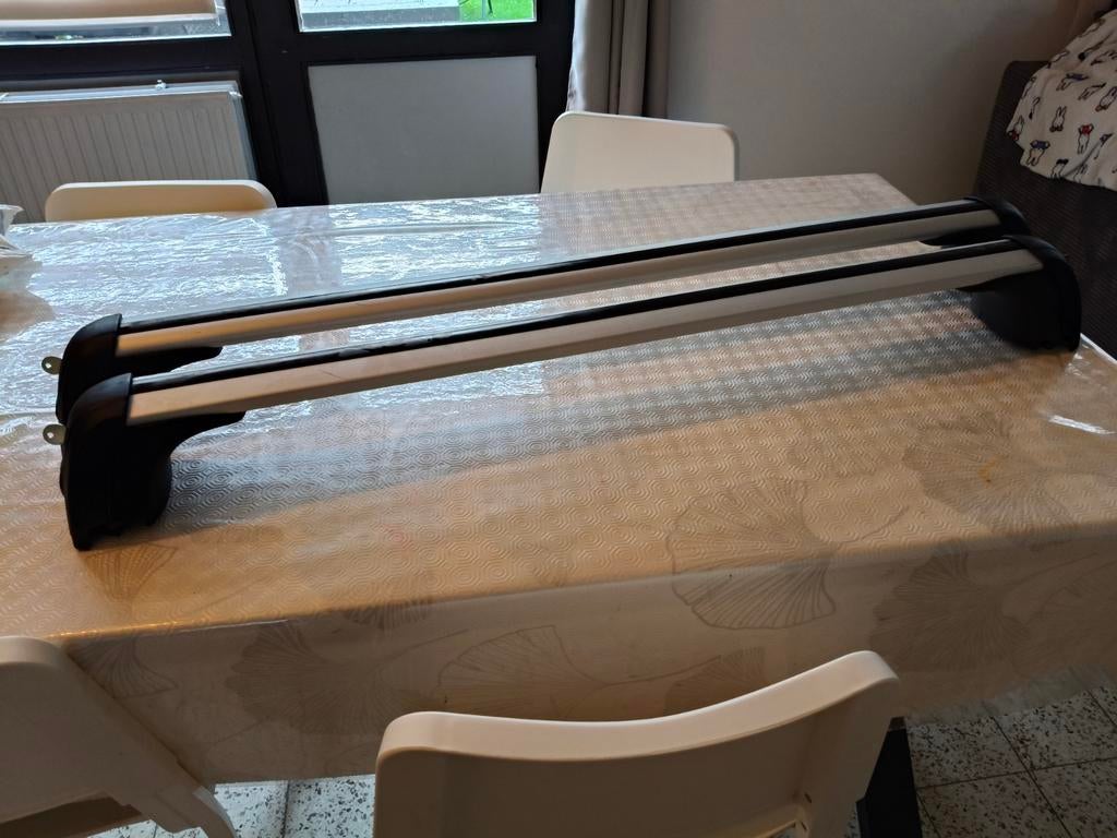 Barre de toit Renault avec clés, Autos : Divers, Enlèvement, Utilisé