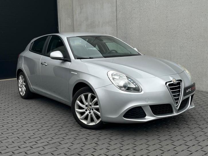 Alfa Romeo Giulietta 1.4 TB 2011 95.000km, Auto's, Alfa Romeo, Bedrijf, Te koop, Giulietta, ABS, Airbags, Airconditioning, Boordcomputer