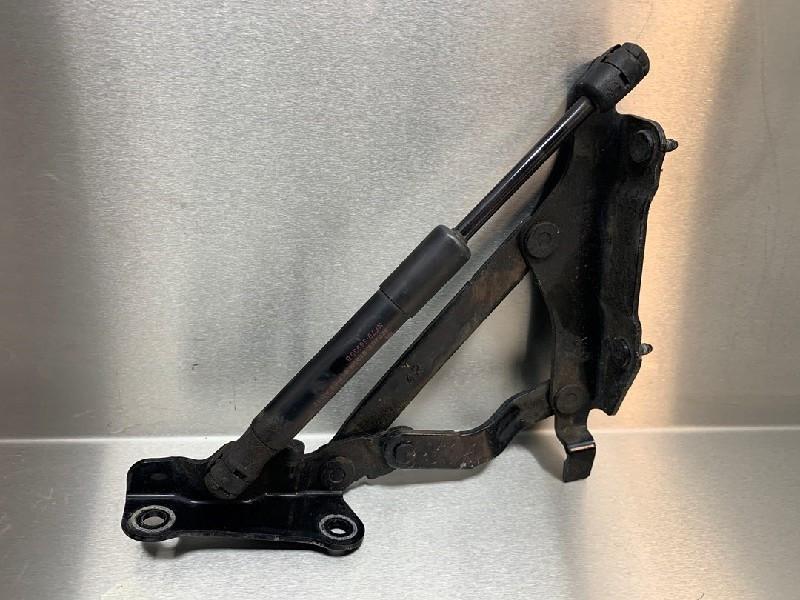 CHARNIERE DE COFFRE Mazda MX-5 (NC18 / 1A) (|NF7956930B|), Autos : Pièces & Accessoires, Autres pièces automobiles, Mazda, Utilisé