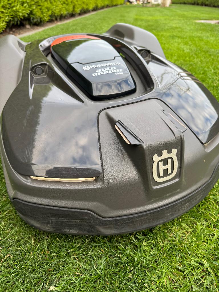Automower 450X + toebehoren, Ophalen, Bestuurbaar via app, Zo goed als nieuw, 20 tot 25 cm