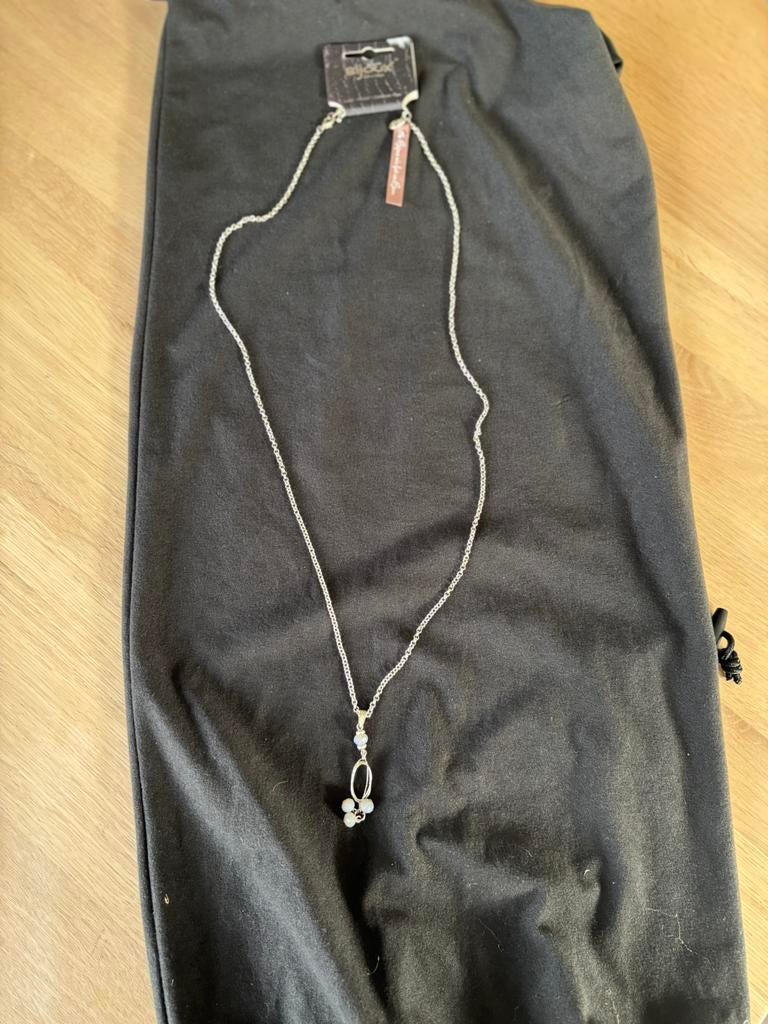 Bijoux Mia fait un Bisou ketting – blauw hangertje – nieuw, Bijoux, Sacs & Beauté, Colliers, Enlèvement, Neuf, Bleu, Avec pendentif