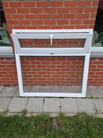 Enkel beglazing raam, Ophalen, Gebruikt, 120 tot 160 cm, Overige typen