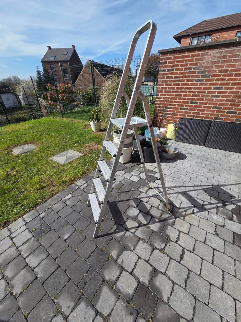 1 echelle à vendre, Bricolage & Construction, Enlèvement, Échelle