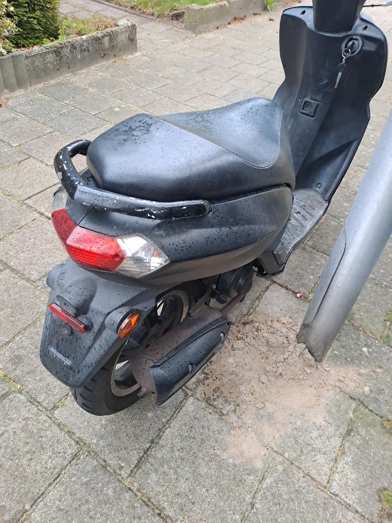 Motorblok gy6 peugeot kisbee  80cc, Fietsen en Brommers, Ophalen, Gebruikt, Blok, Peugeot