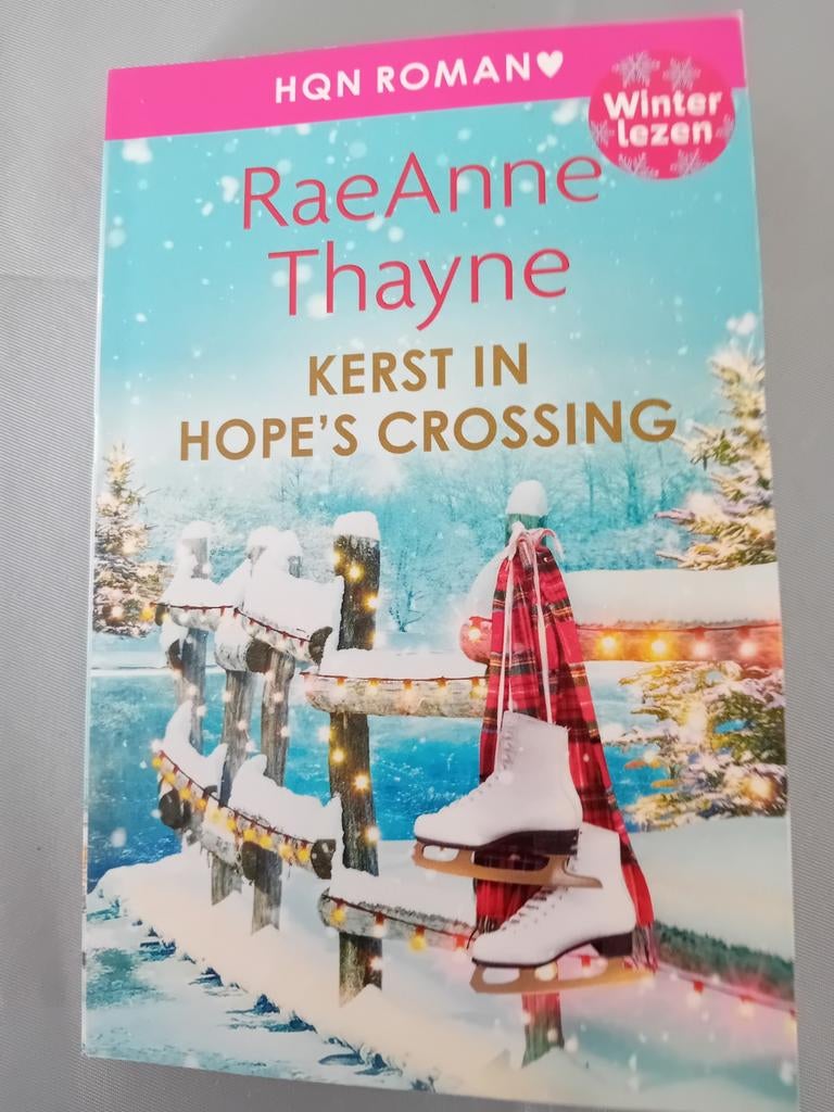 RaeAnne Thayne  - Kerst in Hope's Crossing, Boeken, Ophalen of Verzenden, Zo goed als nieuw