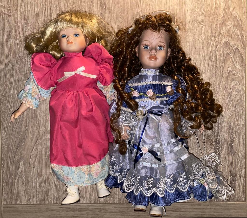 Ensemble de 2 poupées en porcelaine (40 et 41,5 cm), Collections, Enlèvement ou Envoi, Comme neuf, Poupée