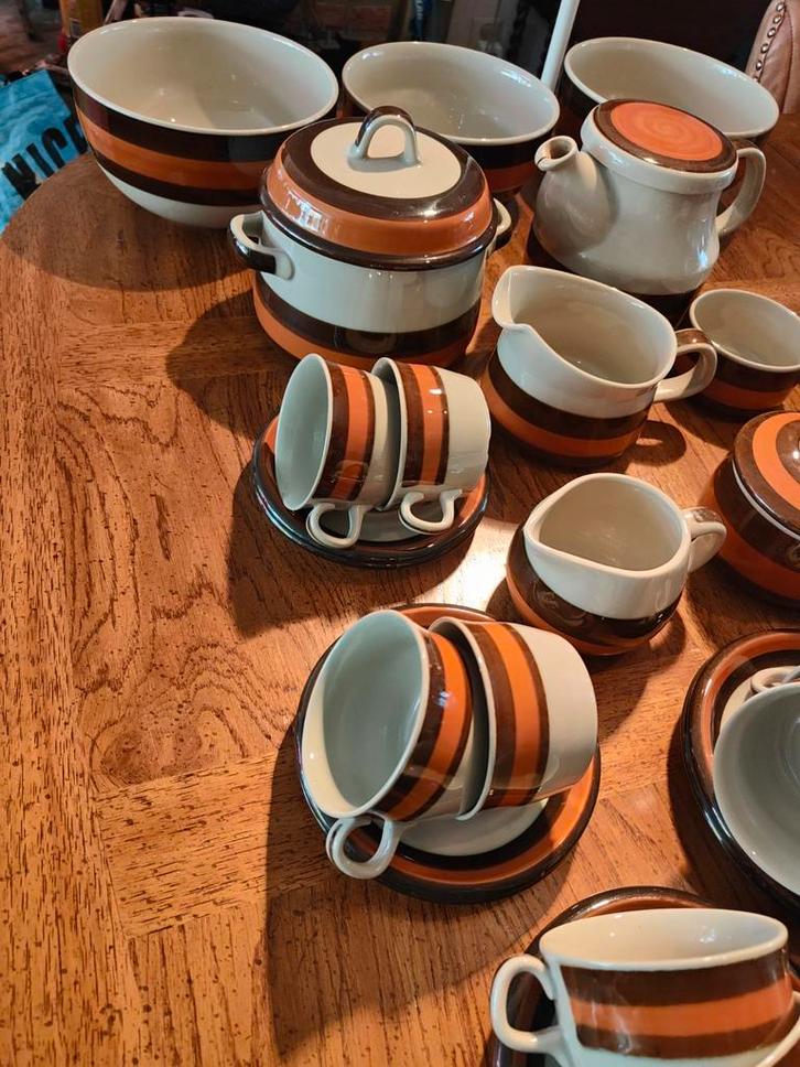 Céramique suédoise ANNIKA Rorstrand Marianne Westm 63 pièces, Antiquités & Art, Antiquités | Céramique & Poterie, Enlèvement ou Envoi