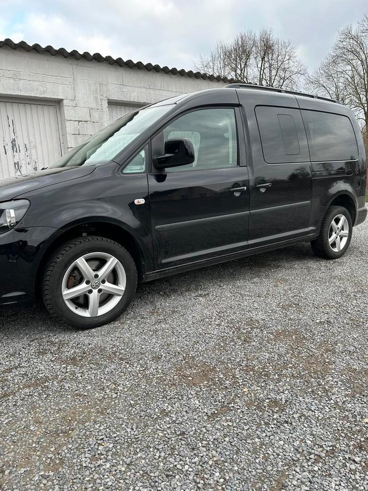 VW caddy 2.0 TDI 2012., Autos, Camionnettes & Utilitaires, Particulier, Volkswagen, Diesel, Euro 5, 5 portes, Boîte manuelle, Noir