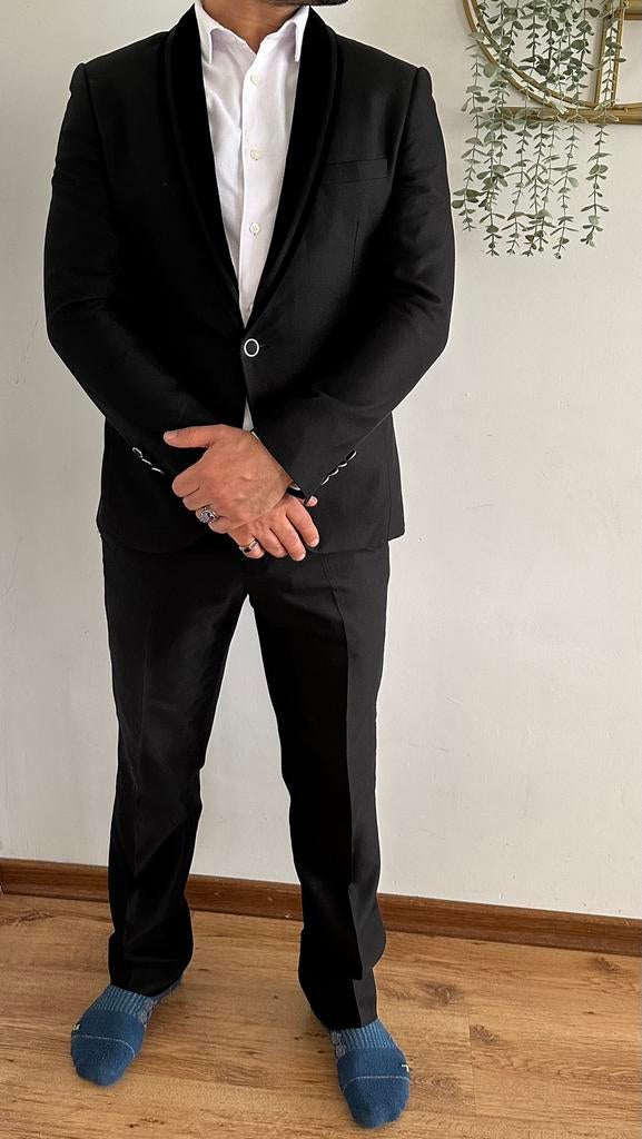 Zwarte kostuum van Guy Laroche (Slim fit), Ophalen, Zo goed als nieuw, Overige maten, Zwart