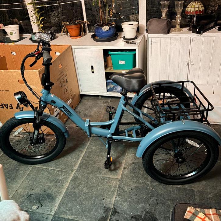 Marque de vélos électriques FAFREES, Vélos & Vélomoteurs, Vélos électriques, Neuf, Autres marques, 50 km par batterie ou plus