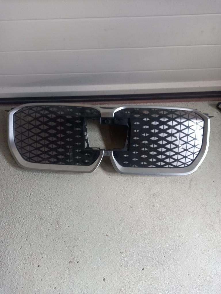 Calandre bmw X1 2022, Autos : Pièces & Accessoires, Carrosserie & Tôlerie, BMW