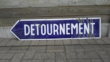 emaille verkeersbord nr 2 (is niet hetzelfde als nr 1) beschikbaar voor biedingen