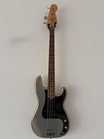 Fender precision bass, Musique & Instruments, Instruments à corde | Guitares | Basses, Enlèvement, Utilisé, Électrique