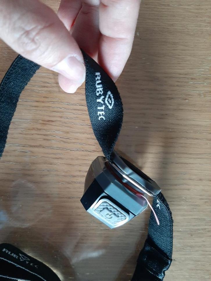 Phare réglable Rubitec, nouveau !, Caravanes & Camping, Lampes de poche, Enlèvement ou Envoi