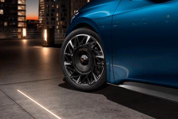 Cupra Born 2025 - Nieuwe 20 inch Tornado velgen en banden beschikbaar voor biedingen