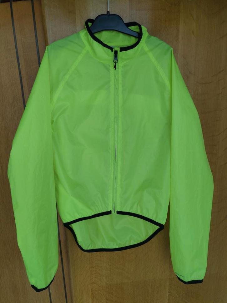 Decathlon fietsregenjack voor kinderen, maat 12-13 jaar, Fietsen en Brommers, Fietsaccessoires | Fietskleding, Zo goed als nieuw
