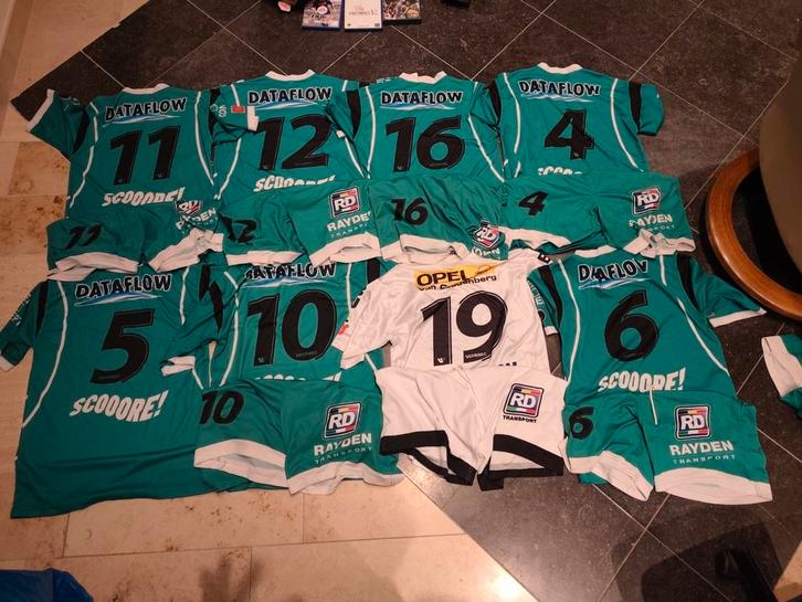 Chemises Ohl avec pantalons Matchworn, Sports & Fitness, Football, Comme neuf, Enlèvement ou Envoi