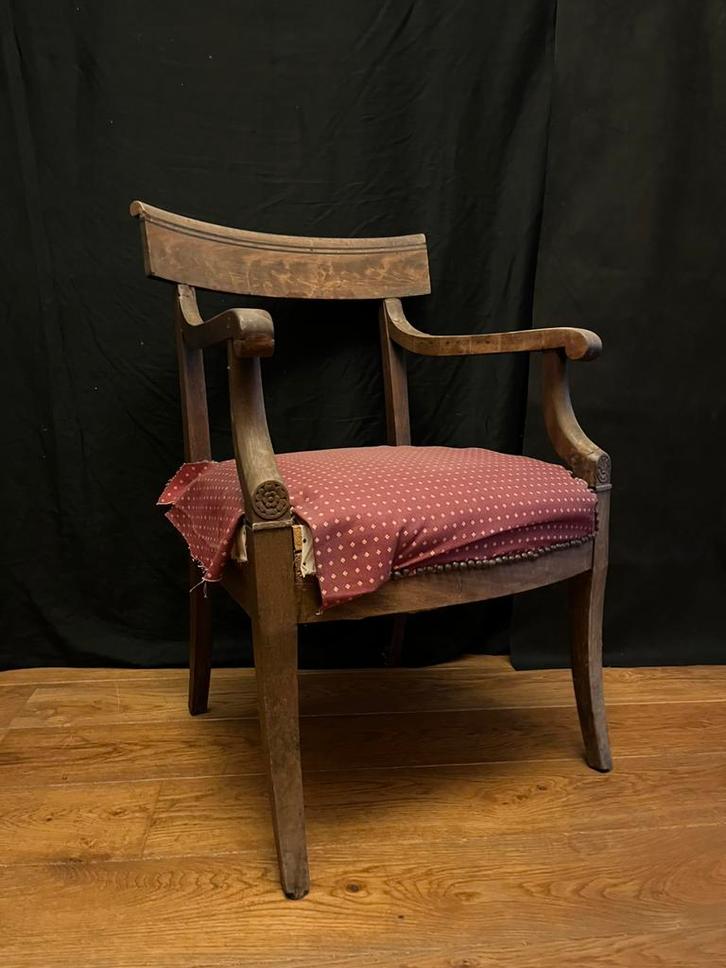 Oude bureaustoel, Antiek en Kunst, Antiek | Meubels | Stoelen en Sofa's, Ophalen