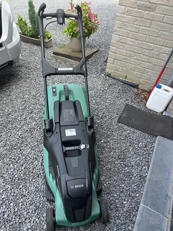 Tondeuse à gazon Bosch Advanced Rotak 690  Pro-Silence  beschikbaar voor biedingen