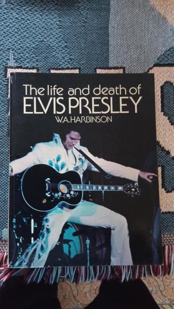 Elvis boek, The life and death of Elvis Presley. beschikbaar voor biedingen