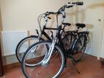 2 Batavus Dames 57 en Herenfiets  61, Fietsen en Brommers, Fietsen | Dames | Damesfietsen, Ophalen, Zo goed als nieuw, Batavus