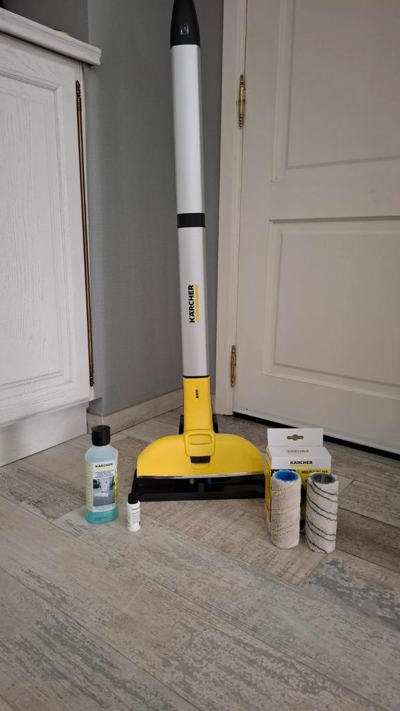 Nettoyeur de sol Karcher FC3 sans fil, Maison & Meubles, Produits de nettoyage, Produit de nettoyage