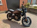 Husqvarna svartpilen 401, Motoren, Particulier