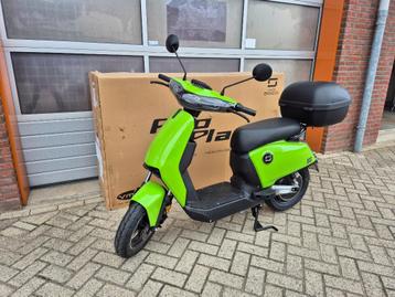 NIEUW! Vmoto Soco CUx -  e-scooter - elektrische scooter. beschikbaar voor biedingen