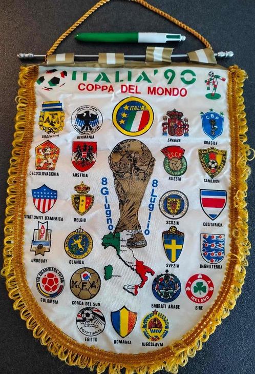 Italië 1990 wk wereldbeker prachtige vintage vaandel voetbal, Verzamelen, Sportartikelen en Voetbal, Vaantje of Sjaal, Ophalen of Verzenden