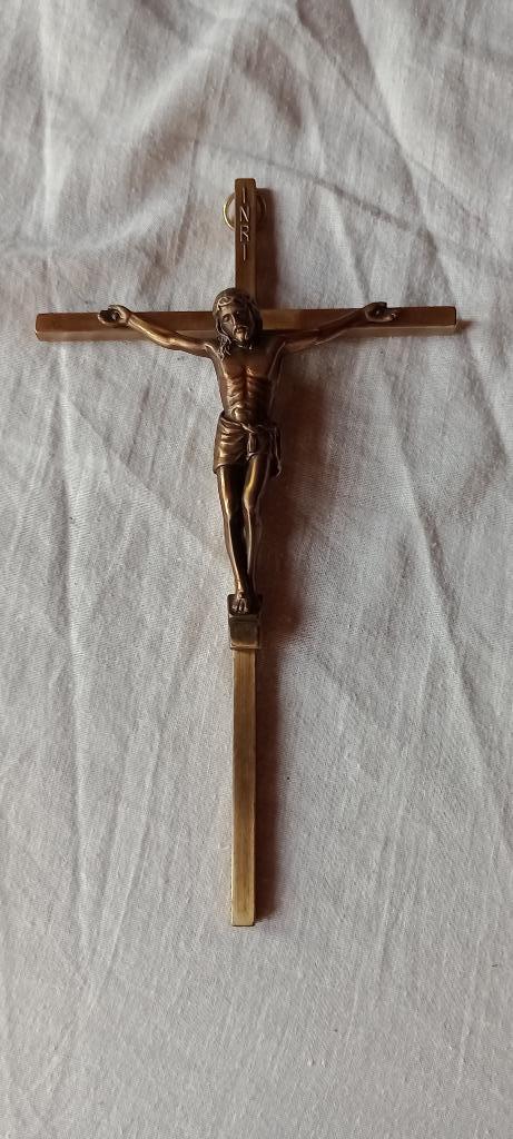Crucifix métal 11x20x2, Antiquités & Art, Antiquités | Objets religieux, Enlèvement ou Envoi