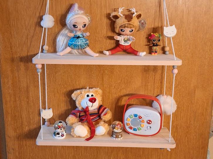 Étagère murale fille suspendue  en bois 50X69X15cm, Huis en Inrichting, Woonaccessoires | Wandplanken en Boekenplanken, Zo goed als nieuw