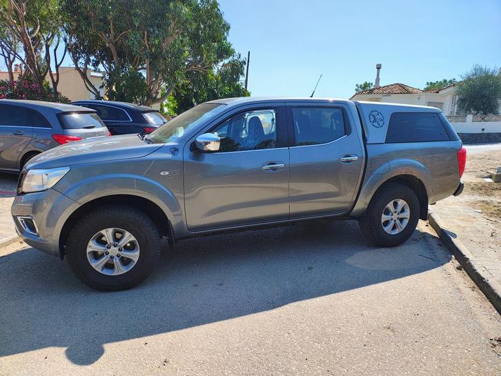 Nissan navarra, Auto's, Nissan, Particulier, Navara double cab, 4x4, ABS, Adaptive Cruise Control, Airbags, Airconditioning, Boordcomputer