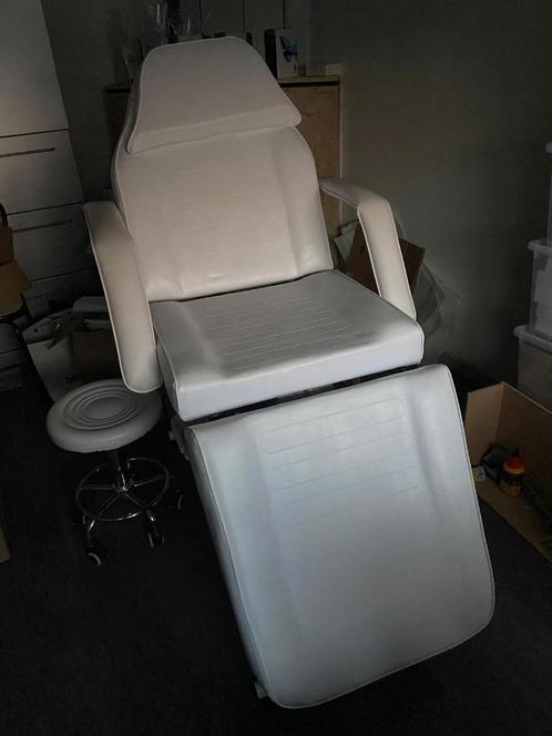 Table esthétique-massage, Huis en Inrichting, Tafelonderdelen, Zo goed als nieuw, Ophalen