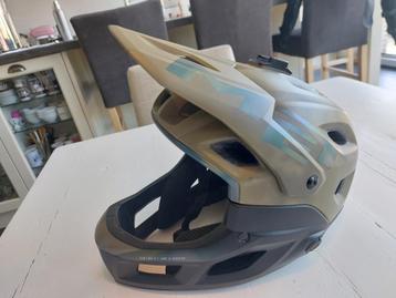 Casque intégral vtt Comme Neuf beschikbaar voor biedingen