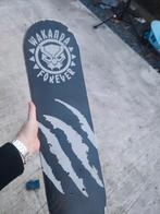 Skateboard wakanda Black Panther, Comme neuf, Skateboard, Enlèvement ou Envoi