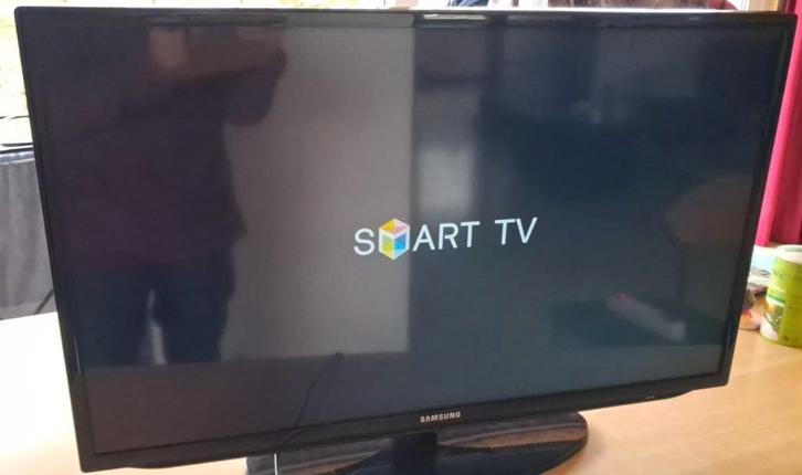 télévision SAMSUNG UE32H5303 + télécommande, TV, Hi-fi & Vidéo, Télévisions, Utilisé, LED, 80 à 100 cm, Full HD (1080p), Samsung