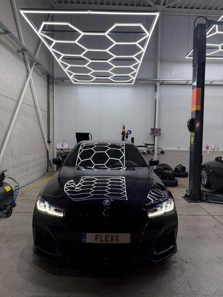 BMW 530e Hybrid M Sport - LASER - CARBONZWART, Autos, BMW, Particulier, Série 5, ABS, Caméra de recul, Phares directionnels, Régulateur de distance