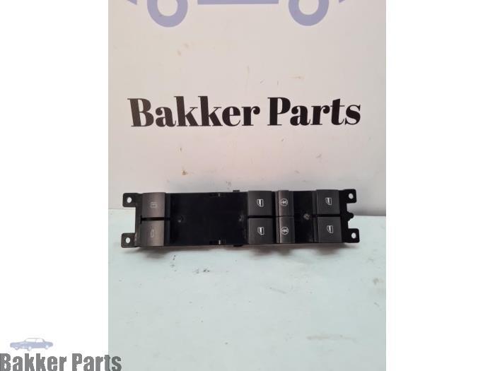 Commutateur vitre électrique d'un Volkswagen Phaeton, Autos : Pièces & Accessoires, Tableau de bord & Interrupteurs, Volkswagen