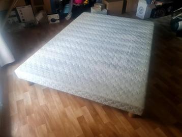 Bedbodem 140x190  beschikbaar voor biedingen