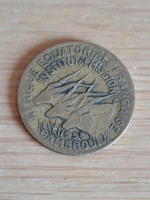 KAMEROEN 10 Francs 1958, Postzegels en Munten, Munten | Afrika, Losse munt, Overige landen, Ophalen of Verzenden