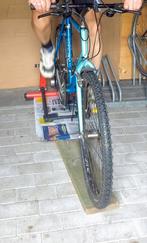 Mountainbike + Tack, Fietsen en Brommers, Ophalen, Zo goed als nieuw