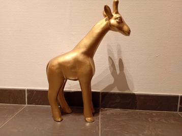 Giraf  beschikbaar voor biedingen